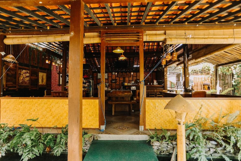 Vaccinated Staff - Oyo 1230 Kampoeng Osing Syariah Guesthouse Баньюванги Экстерьер фото